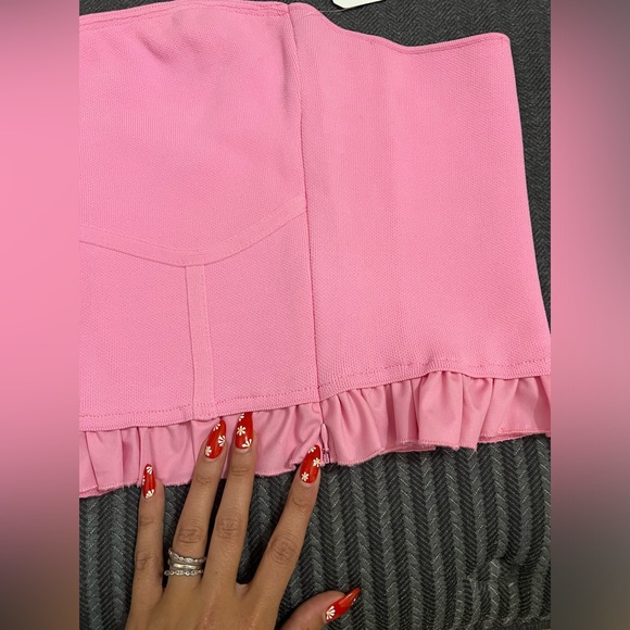 Bright pink strapless tube top - Picture 4 of 4